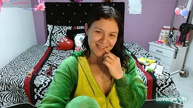 soniafuckboobs online show from March 19, 2025, 9:48 pm