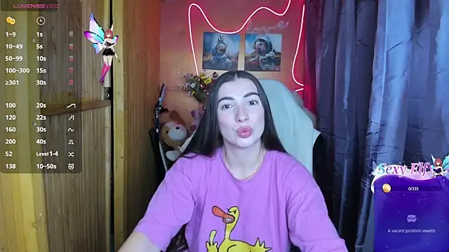 Snapshot of Fiery_Brunette_ chatting on January 25, 2025, 5:08 pm Fiery Brunette online show from January 25, 2025, 5:08 pm