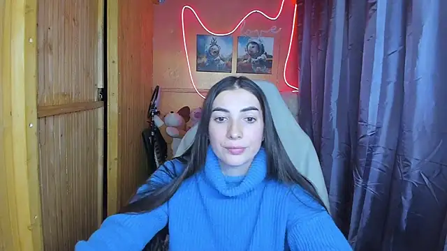 Snapshot of Fiery_Brunette_ chatting on February 4, 2025, 11:38 am Fiery Brunette online show from February 4, 2025, 11:38 am