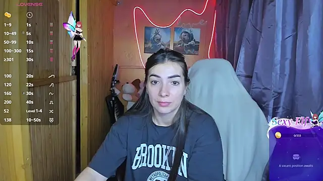 Snapshot of Fiery_Brunette_ chatting on February 22, 2025, 4:29 am Fiery Brunette online show from February 22, 2025, 4:29 am