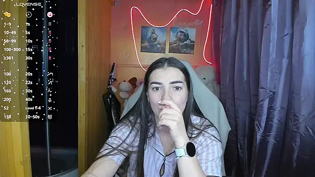 Snapshot of Fiery_Brunette_ chatting on February 28, 2025, 2:31 pm Fiery Brunette online show from February 28, 2025, 2:31 pm