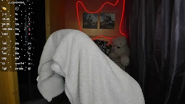 Snapshot of Fiery_Brunette_ chatting on March 8, 2025, 3:02 pm Fiery Brunette online show from March 8, 2025, 3:02 pm