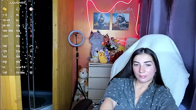 Snapshot of Fiery_Brunette_ chatting on September 28, 2025, 7:58 am Fiery Brunette online show from September 28, 2025, 7:58 am