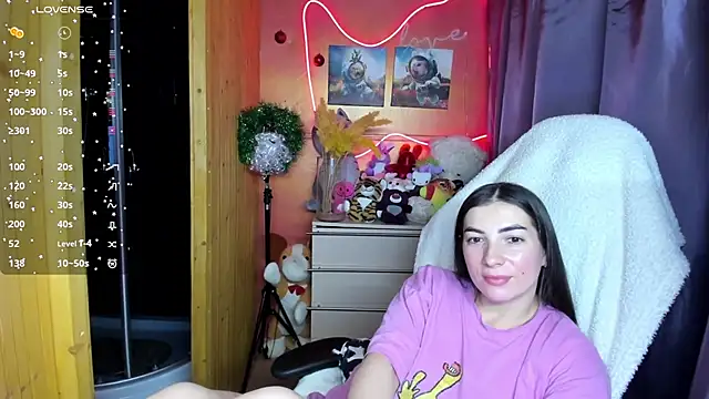 Snapshot of Fiery_Brunette_ chatting on January 8, 2026, 8:38 am Fiery Brunette online show from January 8, 2026, 8:38 am