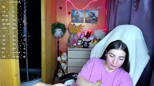 Snapshot of Fiery_Brunette_ chatting on January 9, 2026, 3:26 pm Fiery Brunette online show from January 9, 2026, 3:26 pm