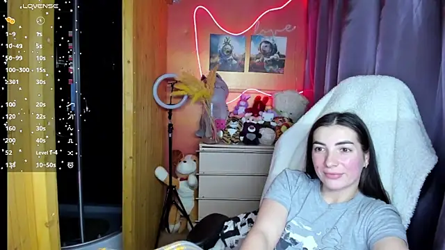 Snapshot of Fiery_Brunette_ chatting on January 15, 2026, 5:34 am Fiery Brunette online show from January 15, 2026, 5:34 am