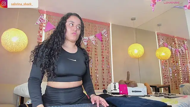 Snapshot of sabrina_shark_ chatting on February 9, 2026, 2:48 am sabrina shark online show from February 9, 2026, 2:48 am