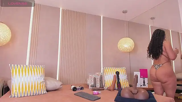 sabrina shark  online show from April 7, 2026, 12:00 am