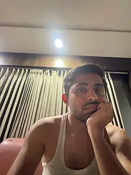 rhuh3991 online show from April 21, 2026, 7:39 pm