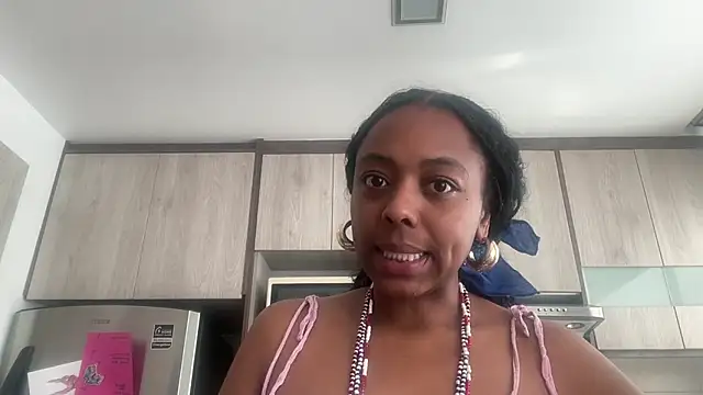 ChocolateCakeQueen online show from March 19, 2026, 3:16 pm