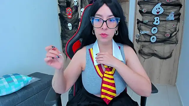  amanda seyfried19 online show from October 29, 2025, 5:14 pm