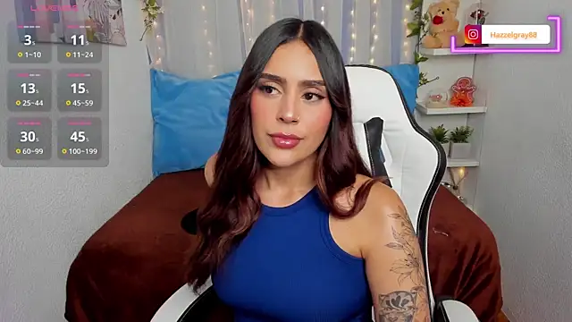 HazzelGray online show from October 10, 2025, 4:06 pm