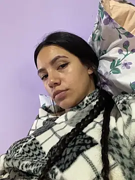 hannahb-e online show from February 5, 2025, 4:16 am