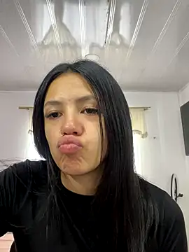 hannahb-e online show from October 30, 2025, 8:20 pm