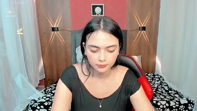 Snapshot of Sarah_angell chatting on January 13, 2025, 8:04 pm Sarah angell online show from January 13, 2025, 8:04 pm