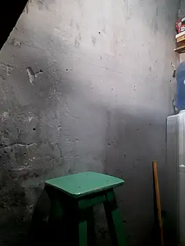 hecwil8 online show from January 14, 2026, 12:33 pm