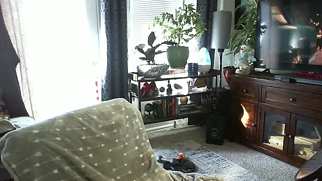 CeceilaMoon online show from January 7, 2026, 5:48 pm