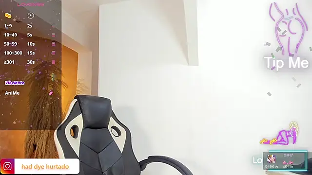 shenielxx online show from December 4, 2025, 2:48 pm