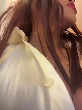 Snapshot of canela_10 chatting on February 27, 2026, 3:39 am canela 10 online show from February 27, 2026, 3:39 am