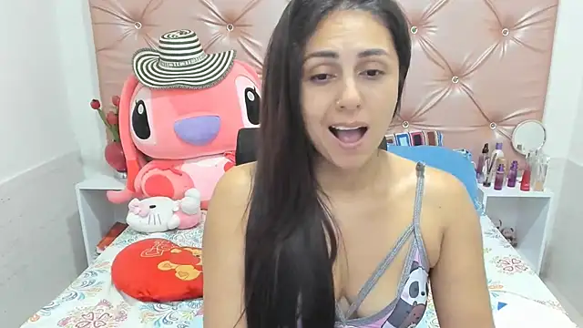 KatiaMoore online show from March 13, 2026, 12:50 am