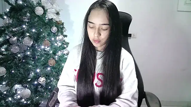 Snapshot of aineangeel chatting on January 10, 2025, 11:50 pm aineangeel online show from January 10, 2025, 11:50 pm