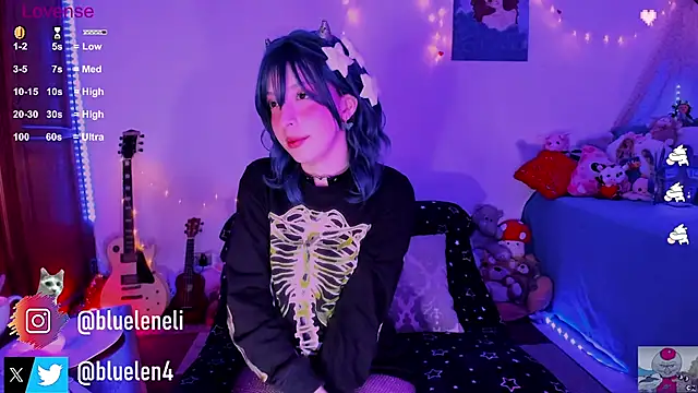 bluelen online show from February 7, 2025, 11:23 am