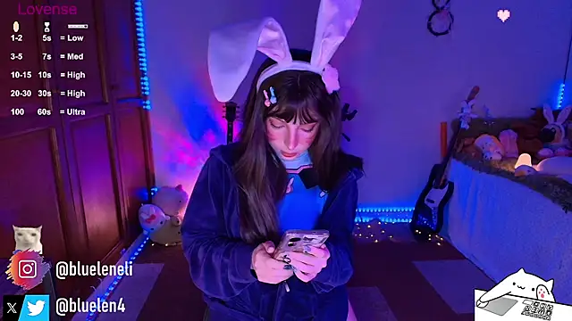 bluelen online show from April 4, 2026, 10:13 am