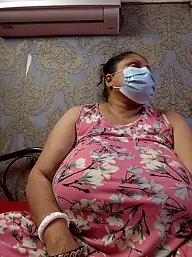 Snapshot of kunjan789 chatting on February 6, 2026, 6:00 pm kunjan789 online show from February 6, 2026, 6:00 pm