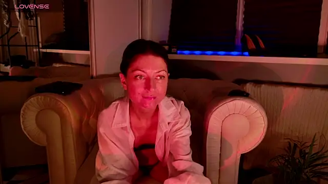 Your Little Milf online show from March 30, 2026, 7:15 pm