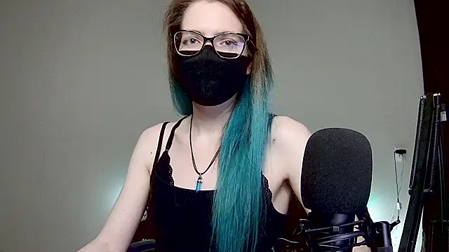 amber candyfloss online show from January 1, 2025, 12:32 am