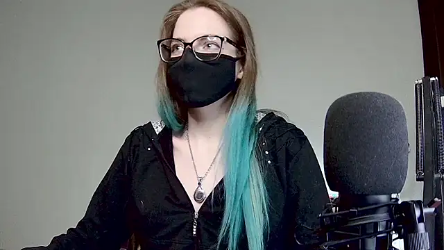 amber candyfloss online show from February 5, 2025, 2:08 am