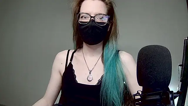 amber candyfloss online show from February 5, 2025, 10:44 pm