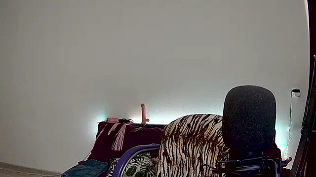 amber candyfloss online show from March 12, 2025, 9:12 am