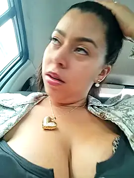 Snapshot of Emily_Wane chatting on January 3, 2025, 2:19 pm Emily Wane online show from January 3, 2025, 2:19 pm