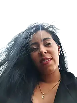 Snapshot of Emily_Wane chatting on October 31, 2025, 3:35 pm Emily Wane online show from October 31, 2025, 3:35 pm