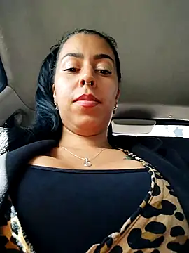 Snapshot of Emily_Wane chatting on November 18, 2025, 4:44 pm Emily Wane online show from November 18, 2025, 4:44 pm