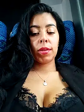 Snapshot of Emily_Wane chatting on December 19, 2025, 4:14 pm Emily Wane online show from December 19, 2025, 4:14 pm