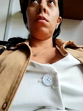 Snapshot of Emily_Wane chatting on February 10, 2026, 4:33 pm Emily Wane online show from February 10, 2026, 4:33 pm