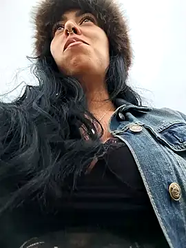 Snapshot of Emily_Wane chatting on February 16, 2026, 4:36 pm Emily Wane online show from February 16, 2026, 4:36 pm