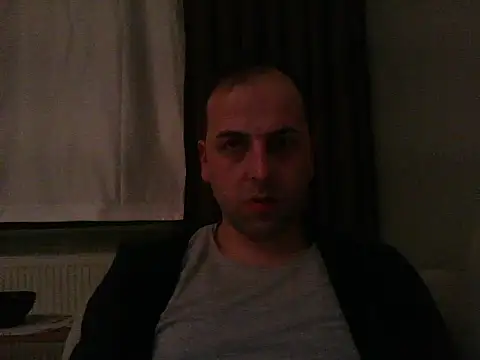 Snapshot of Yldrmm_9553 chatting on April 18, 2026, 9:04 pm Yldrmm 9553 online show from April 18, 2026, 9:04 pm