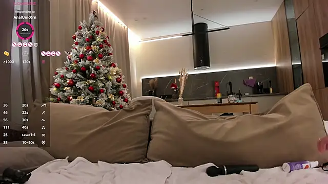 Snapshot of _Monic_ chatting on January 6, 2025, 8:18 pm Monic online show from January 6, 2025, 8:18 pm