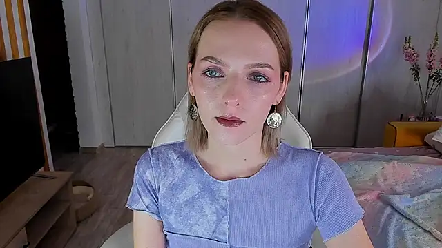 Snapshot of ice_pixie chatting on March 10, 2025, 4:03 pm ice pixie online show from March 10, 2025, 4:03 pm