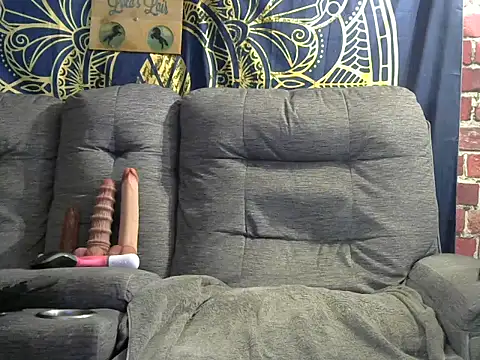 lovely lola1111 online show from May 30, 2026, 2:08 am