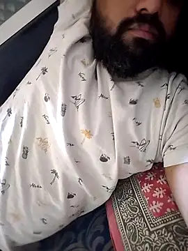 Snapshot of ROCKY15272a chatting on December 19, 2025, 4:41 am ROCKY15272a online show from December 19, 2025, 4:41 am