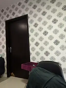 samilux5 online show from March 3, 2025, 4:03 am