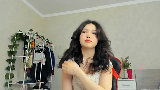 wastforu online show from February 19, 2025, 8:22 am