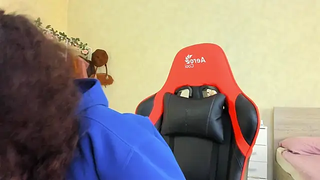 wastforu online show from October 10, 2025, 6:12 am