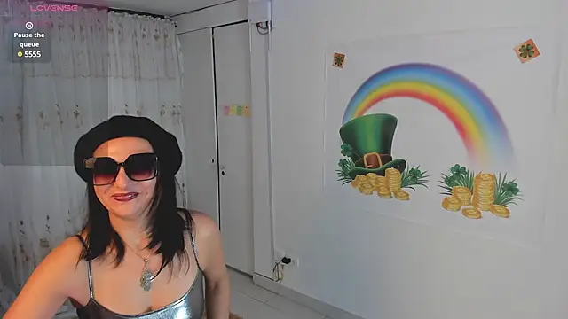 lollita 23  online show from March 19, 2025, 8:11 pm