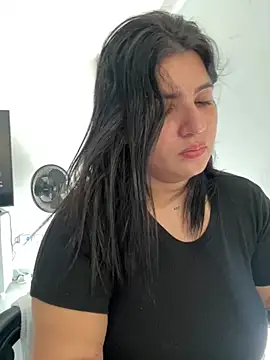 horny roomiess online show from January 31, 2025, 3:33 pm