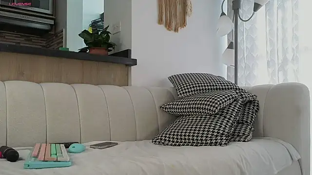 Snapshot of Victoria-Harper chatting on February 11, 2026, 1:49 pm Victoria-Harper online show from February 11, 2026, 1:49 pm